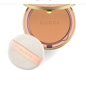 COPY - GUCCI
Poudre de Beauté Mat Naturel Beauty Powder, bronzer too , love 💕 i…